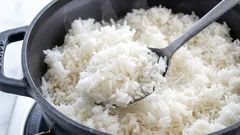 I don't cook rice anymore, I don't even turn on the stove. I've found a better way — tricks for making fluffy rice without cooking it.