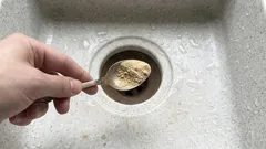 A plumber's secret! One drop down the drain and the sewer will never clog again